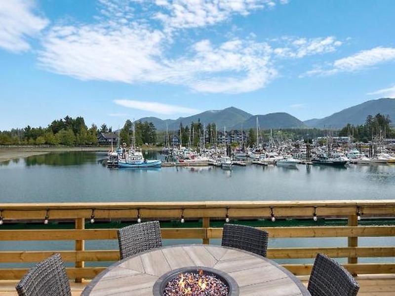 408287FB819FC9F460105E5553C8CA69