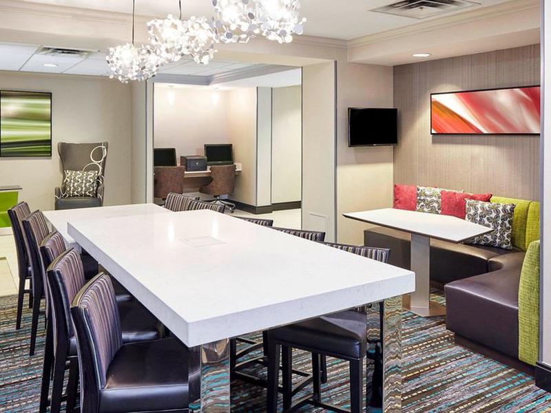 47F64BD1252247CDBED10A234D8A04F3