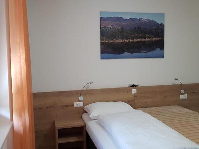 D6B20860DD31015BDE56AE47AE5B151F