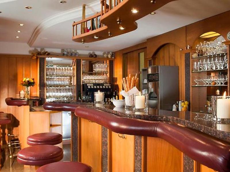 AB90D051A8B0634785229E30A3AA93F7