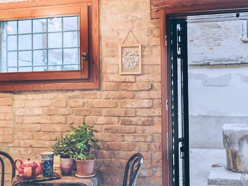 938053E1B7440FD22712367E9D5F70C8