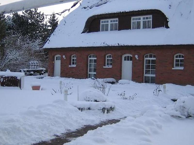 64C9CFA67727F92923E436942399D18E