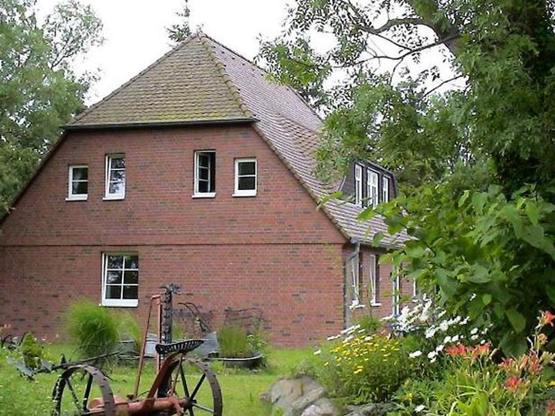 443866CB737F6447BE638AF2587F0349