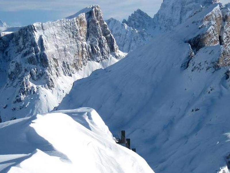 2D83D8564B11BC4CD09721A6E3542D3B