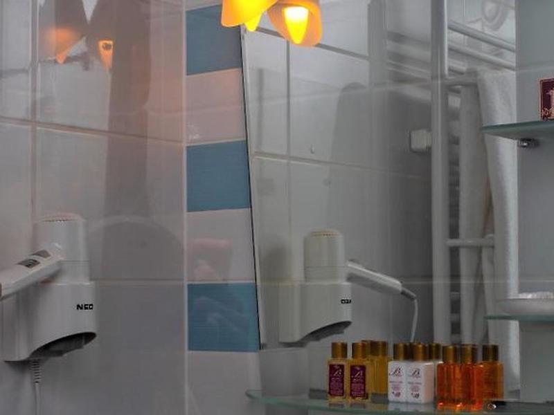 794C493C237112F4C9E293E5918E6E43