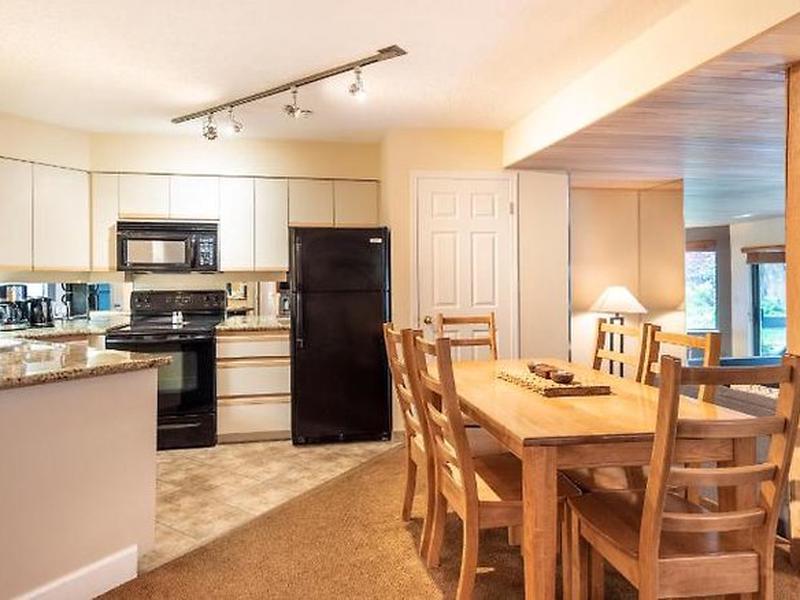 92B8882546C61F70376107E854AB72E6