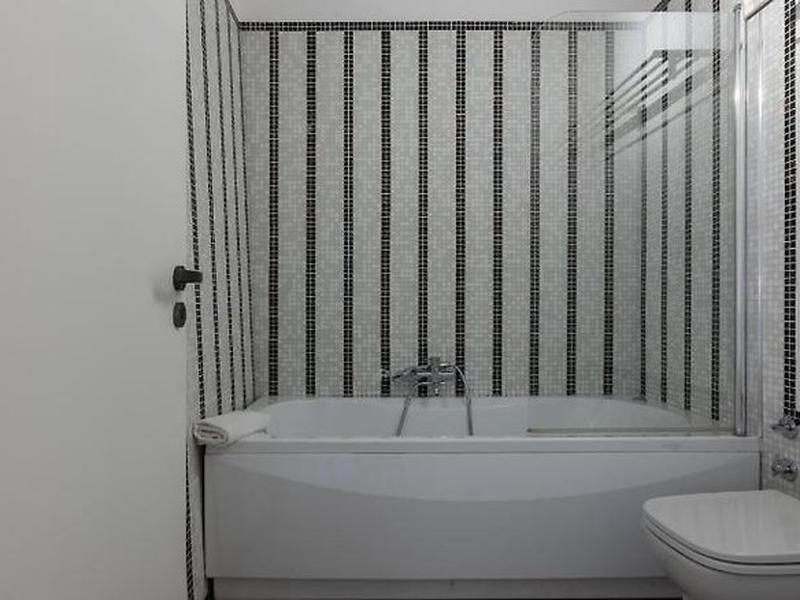 D7D7E85FF280637269241A4CB3521787