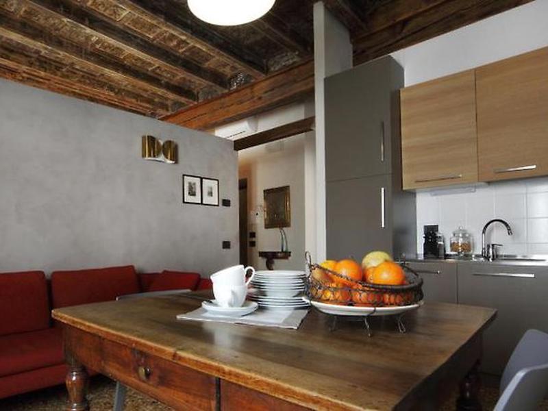 E32914926635414765B63EF974682525