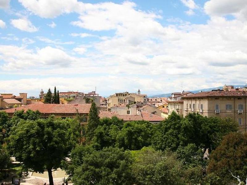 56A87365F2CCC31E5D9BB7C8106FF201