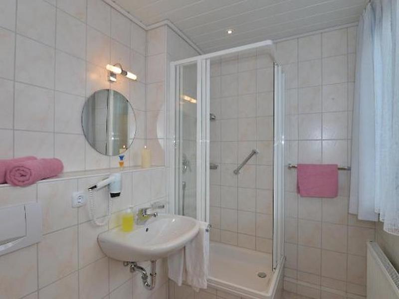 6D85B1705E50DB69C5D3947316579E94