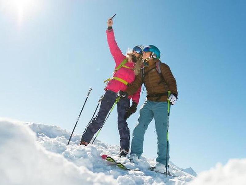 BA07F309AB1BB5AC8B08335FB4672437