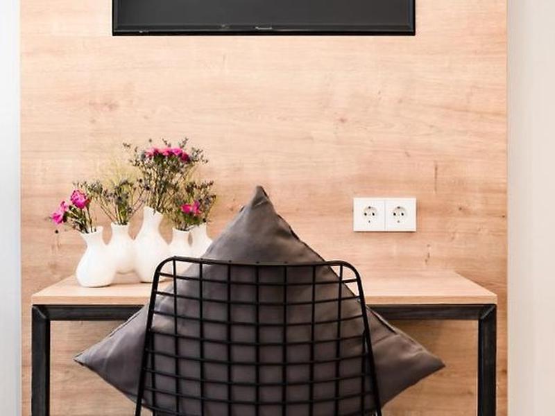 FFD171E7F708CECCBE9A293CDA5BC001