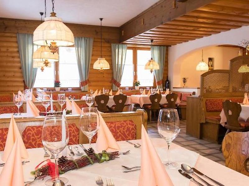 6DE5DC0465725F6A5C81DD1B6609F81A