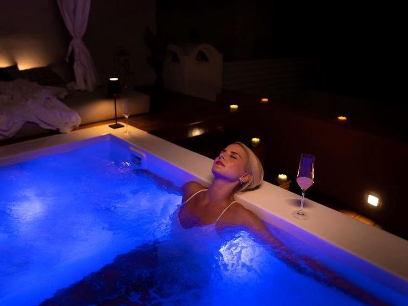 F02A9F882D778DB55F79EC9F36ED0F77