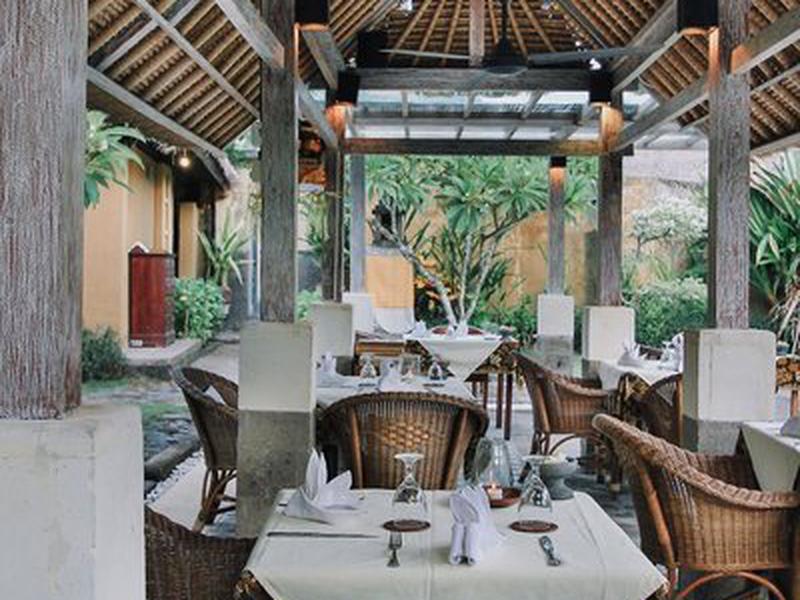 D5DC25C2AECAF4AE4F613246463B4030