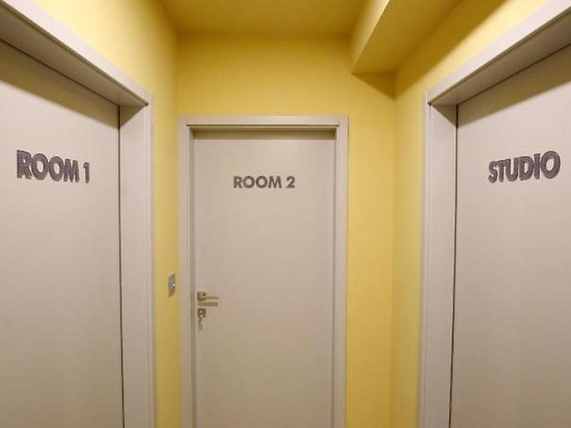 CFFB5C44E50E5934281F520F76F19533