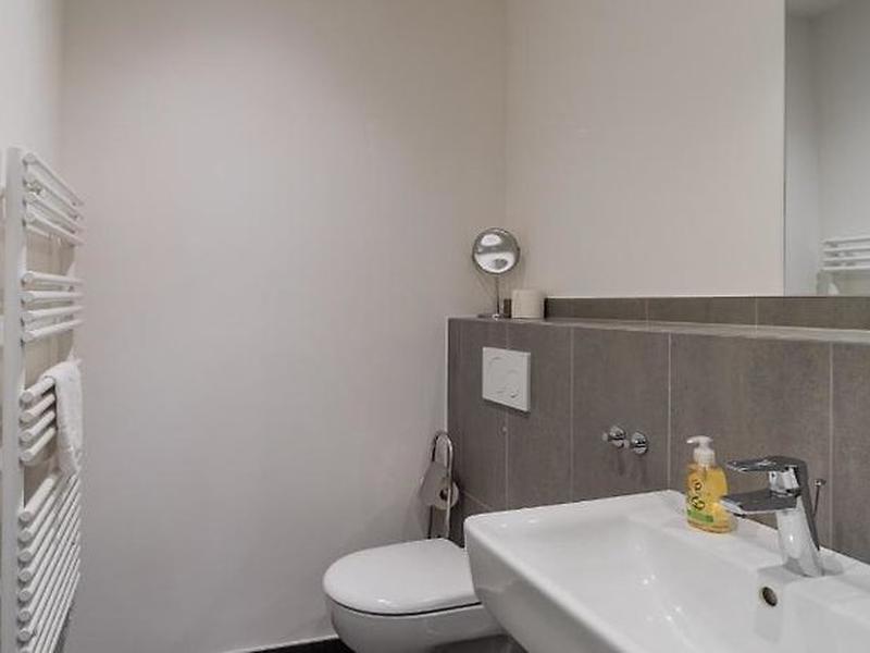 88B2566FB287D85F0EDC8F58BCE332F8