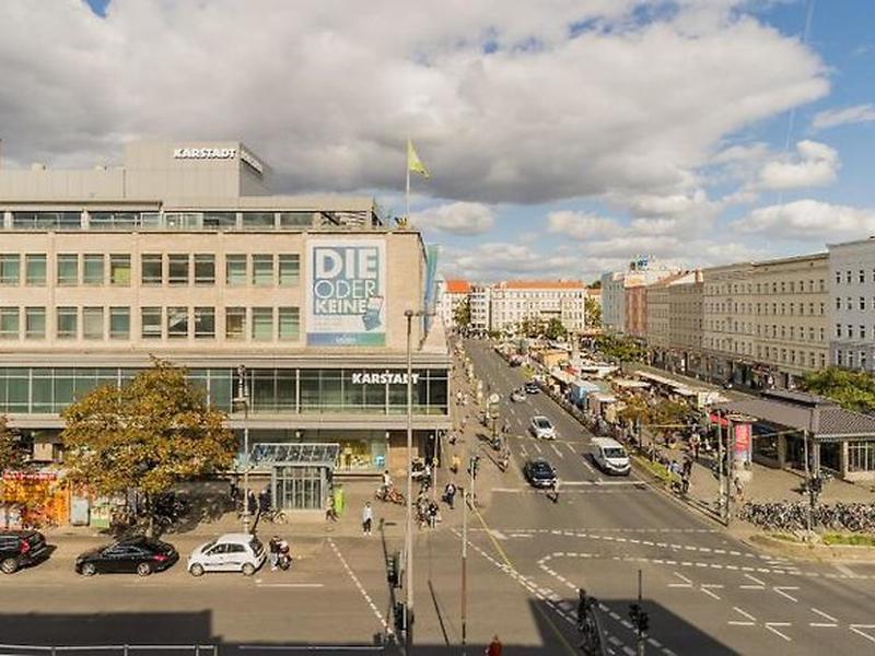 B093778A3D7F243D2B6A788A1378D2F3