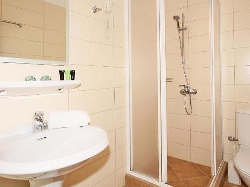 8D44D6CB9919878745C878437811B4F2