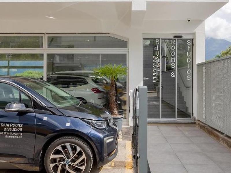 CDD9B21630A44F7DBF718BDC9DF5CF85