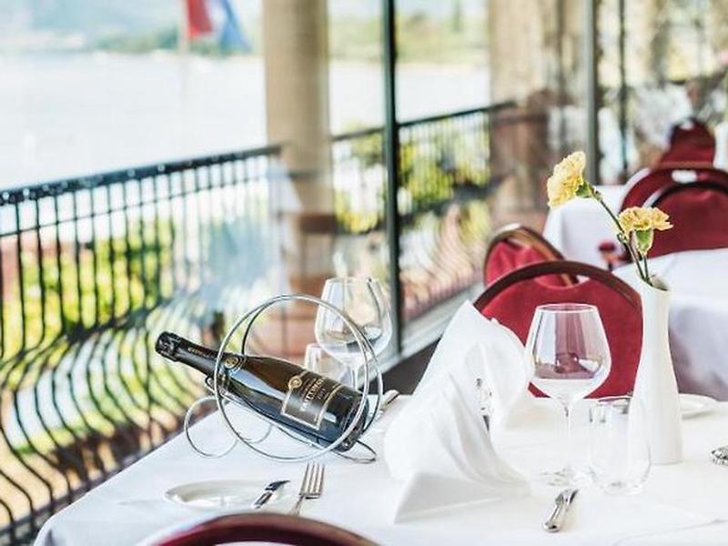 D786E507CCCE40DC158D92D6B1B94008