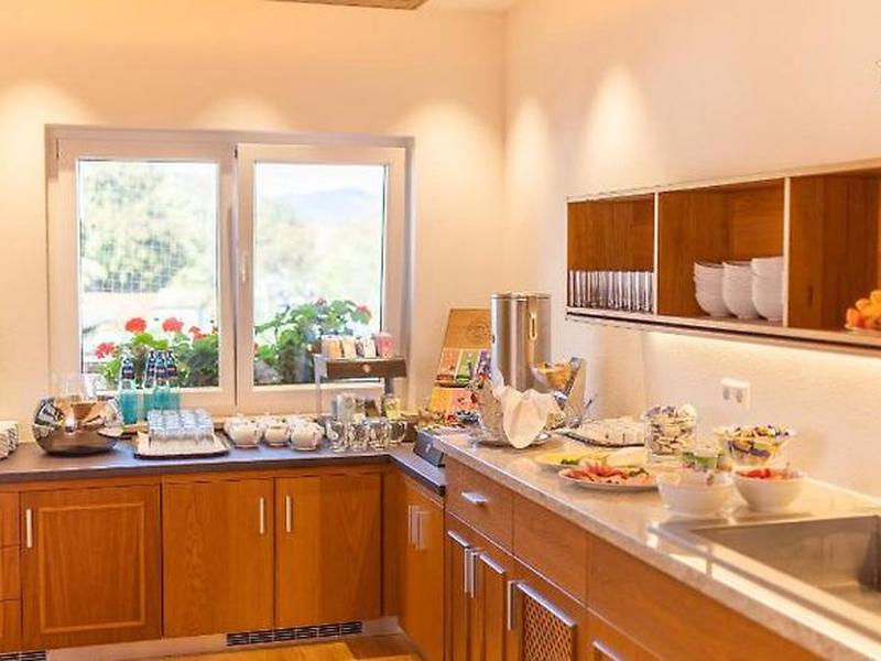 AC336F84F7B1D8167B88C85A7219591B