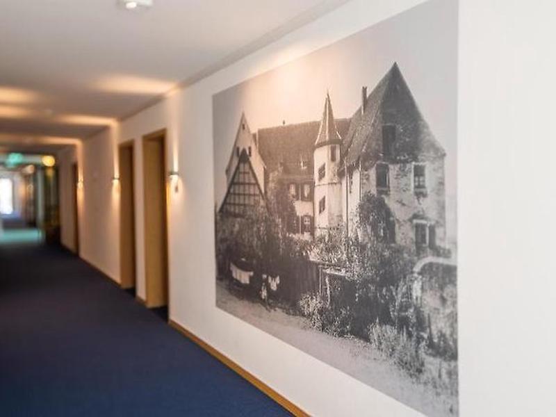 118FDCD06A135B35F3CAA1B64145E4AF