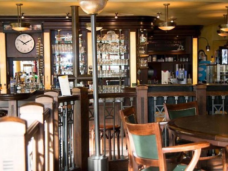 D329A08F69AE0B6C7FFB9E3598950993