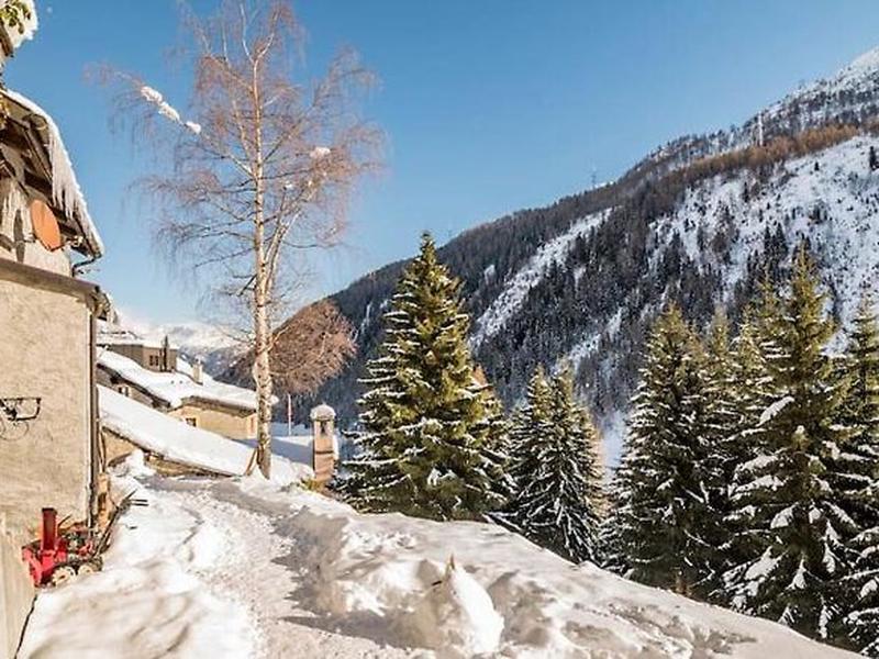 6A7A41139514C4754272DD0F24D683BC