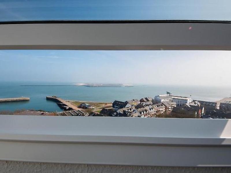 0F6DF63BC3D19F8B3BD3D782A7B2F825