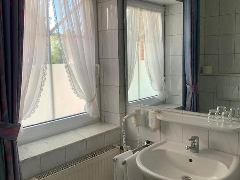 38086470A770A757F0F6EE29FA2C4AB3