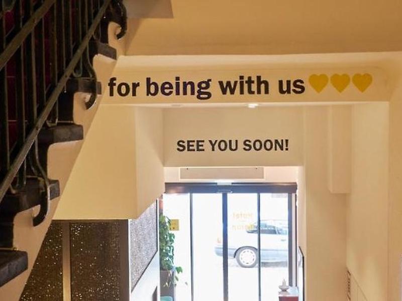 E7E25254F3AD76732DD22A37446E9906