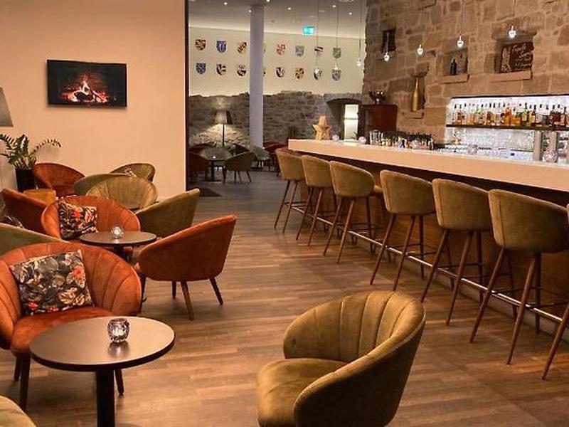 6EDA543801E47642681E74E91BD56E7C