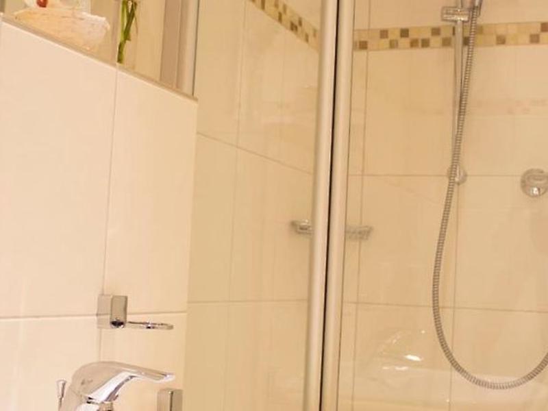 FD3EB70F0F64386E4DC1AAE8F5DA3D05