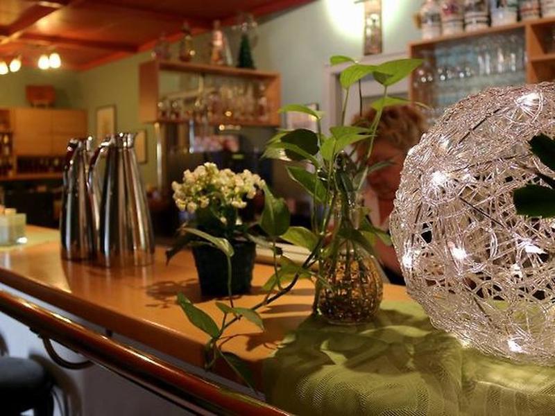 DCD65BA16719361EF37ABB190CE279E8