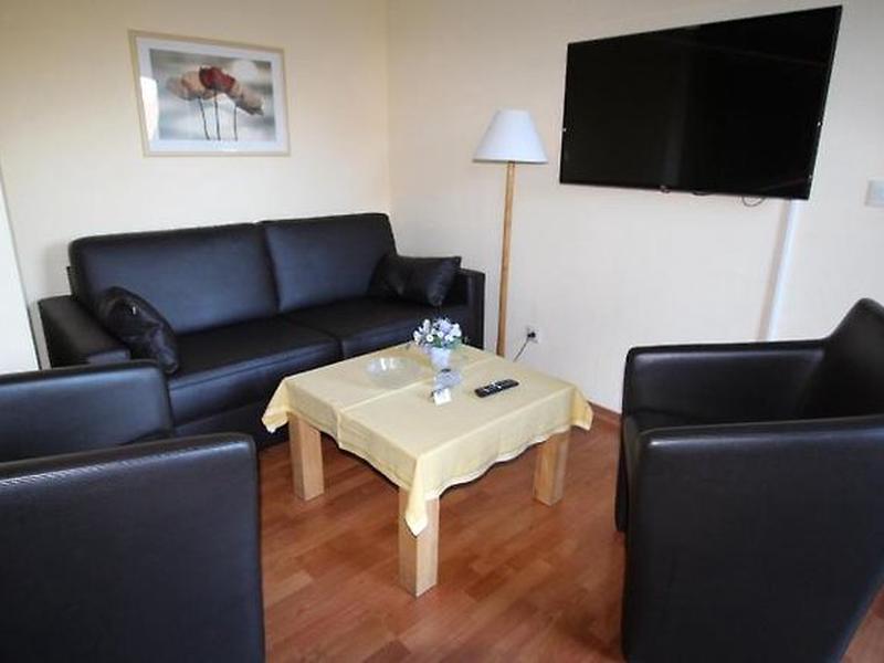 AD8A4FCBD20F7E423D6B1F0732DE94E2