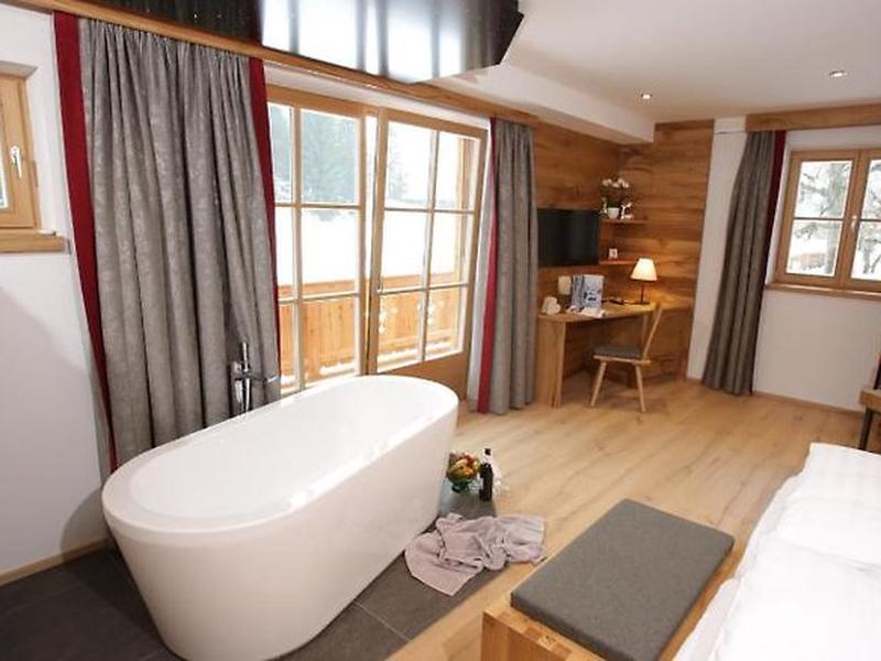 0CA345691B8FC8353D6EC56879455DCE