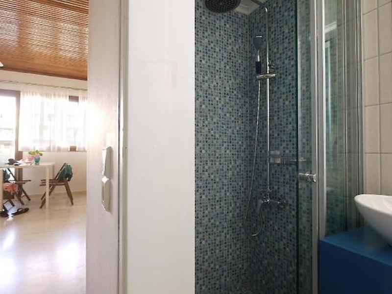 CB05FC7B66486B7D997B1ABA616101DF