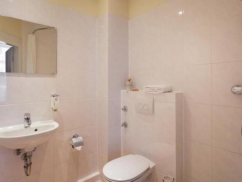 203FFBCC1FC7AE10E8D9160B0FBABDF6