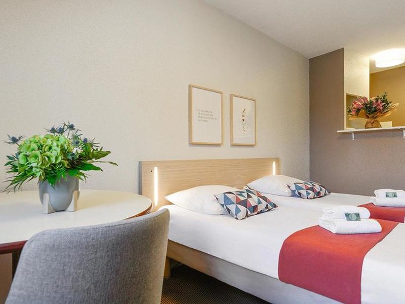 C5038D4B5C8DD3544E2C49DEAF04281E