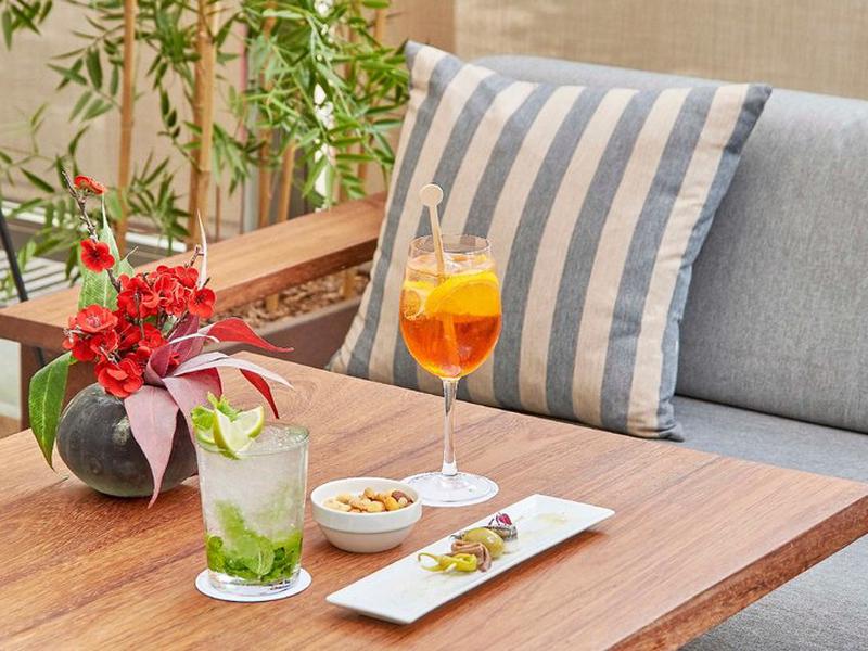 D5A843F59018F8CE4124CA1A0BC34E5A