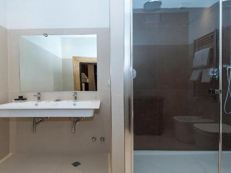 EB1C0533BBEA45A976F54EC64ABEF366