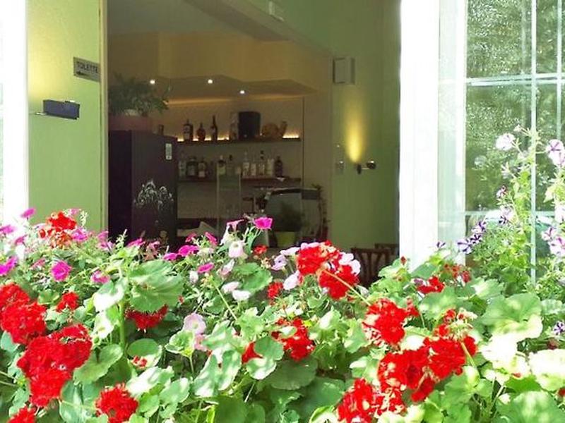 9F47AF2AD11B4295A54BB955E13696EE