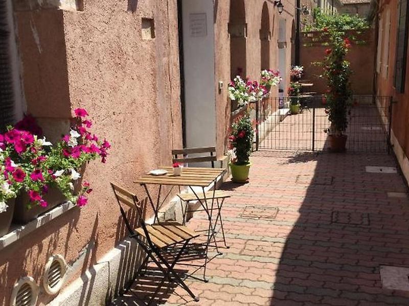 81640BB161409B4204EA2CDD755263FE