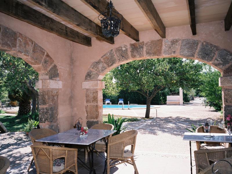 552F13422762DCBFCF1D4D4A3E63E493