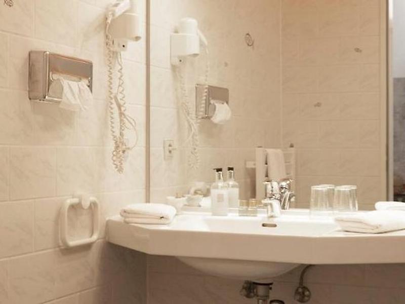 586DBC9E30690BCA3B7F5061CB61D9B5