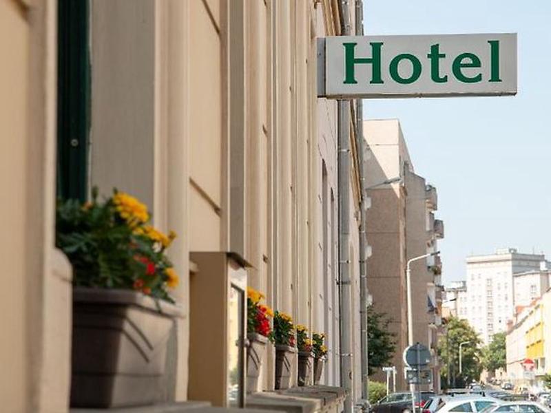 A87186B47763D49C50FEBF79364C0157