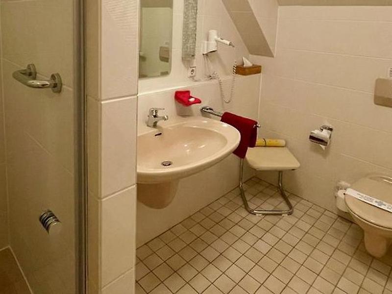 D04C454050776FA3B8B3EE64304D679E