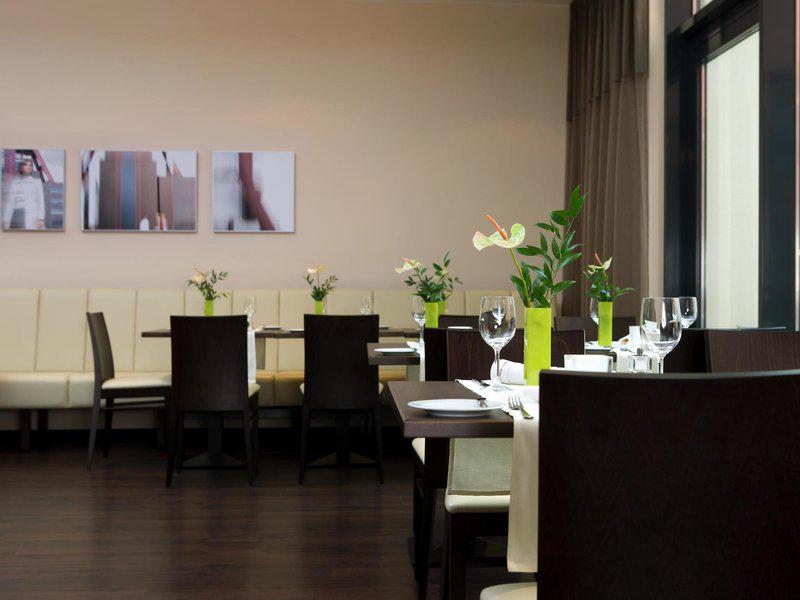 B8F1C5F5C4C03303231684F9A1C41272