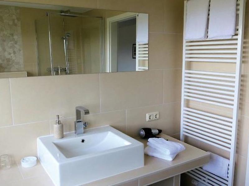 56649A3CAD6E5492ACB73CDEA78B6E95